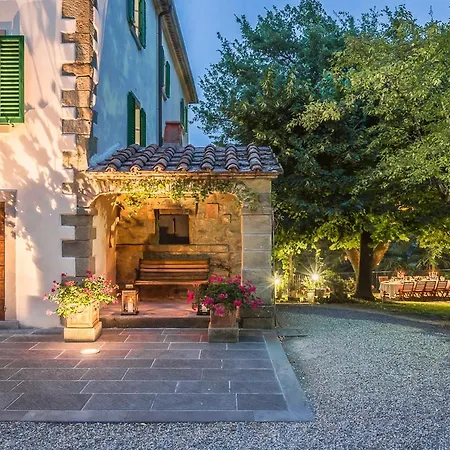Sleeps 4 Villa