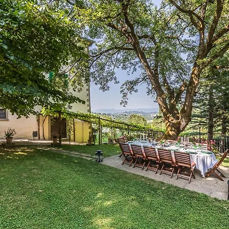 Sleeps 4 Villa *